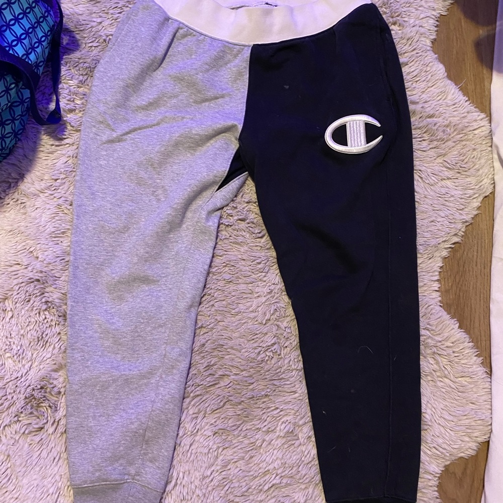 Guys champion reverse weave sweats